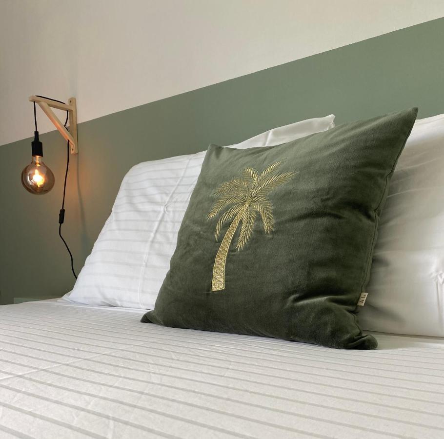Boutique Hotel & Apartments Jt Curacao Виллемстад Экстерьер фото