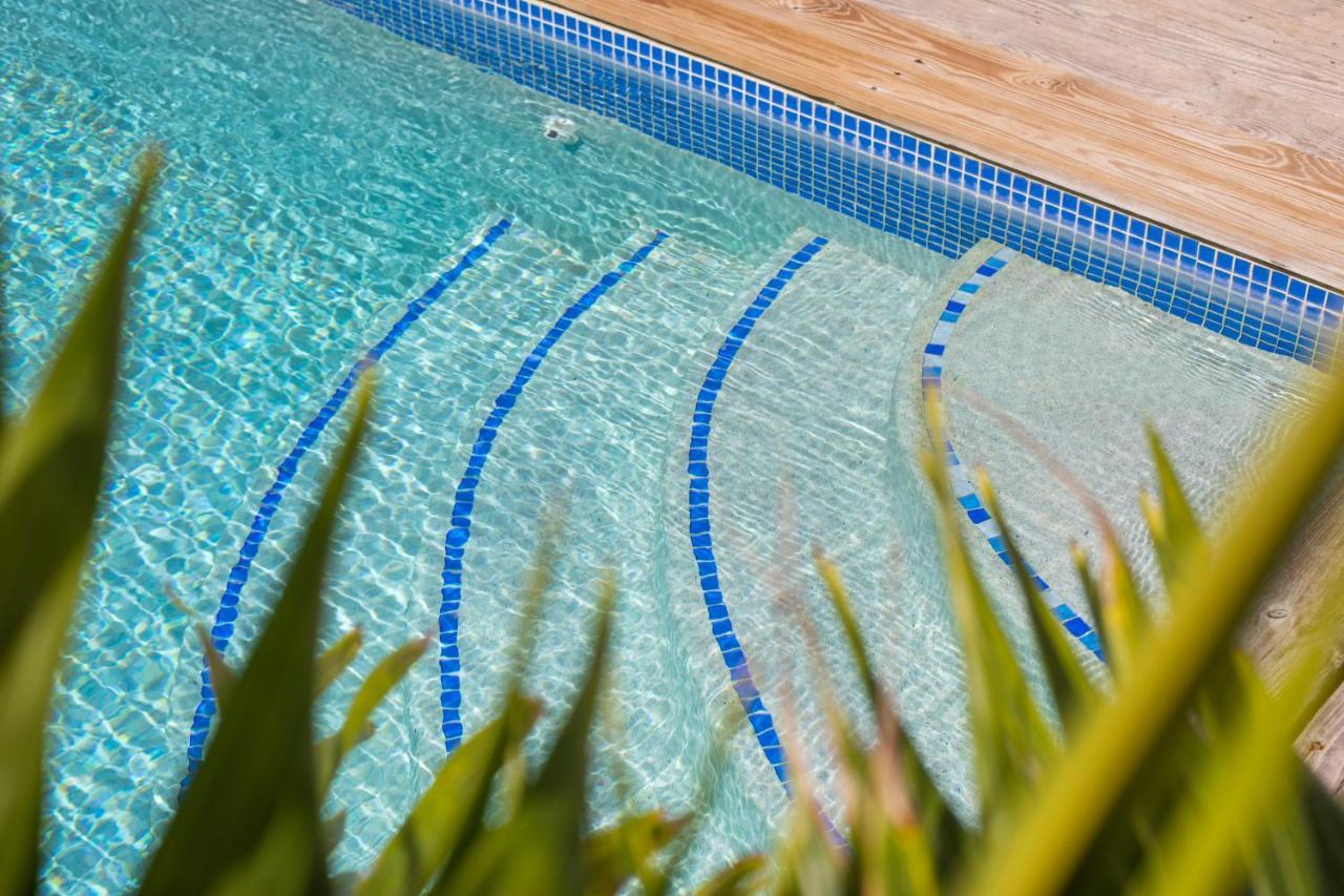 Boutique Hotel & Apartments Jt Curacao Виллемстад Экстерьер фото