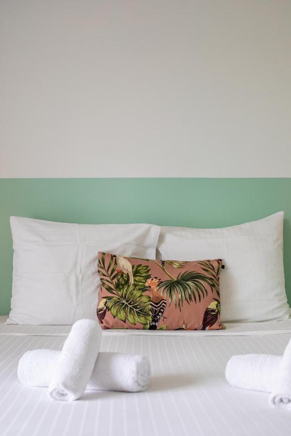 Boutique Hotel & Apartments Jt Curacao Виллемстад Экстерьер фото