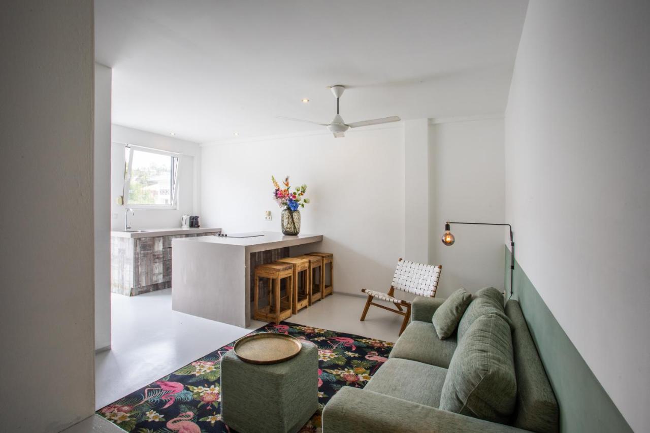 Boutique Hotel & Apartments Jt Curacao Виллемстад Экстерьер фото