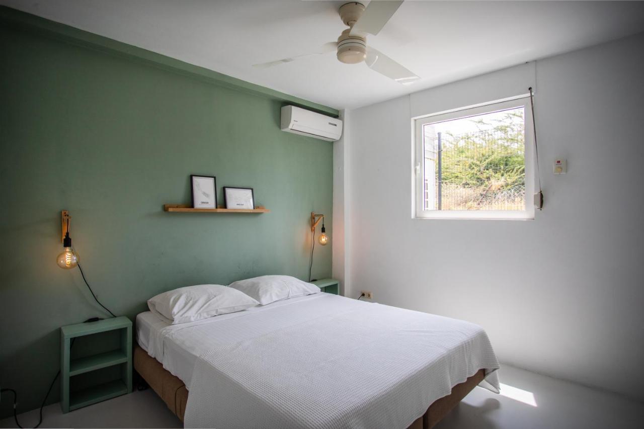 Boutique Hotel & Apartments Jt Curacao Виллемстад Экстерьер фото