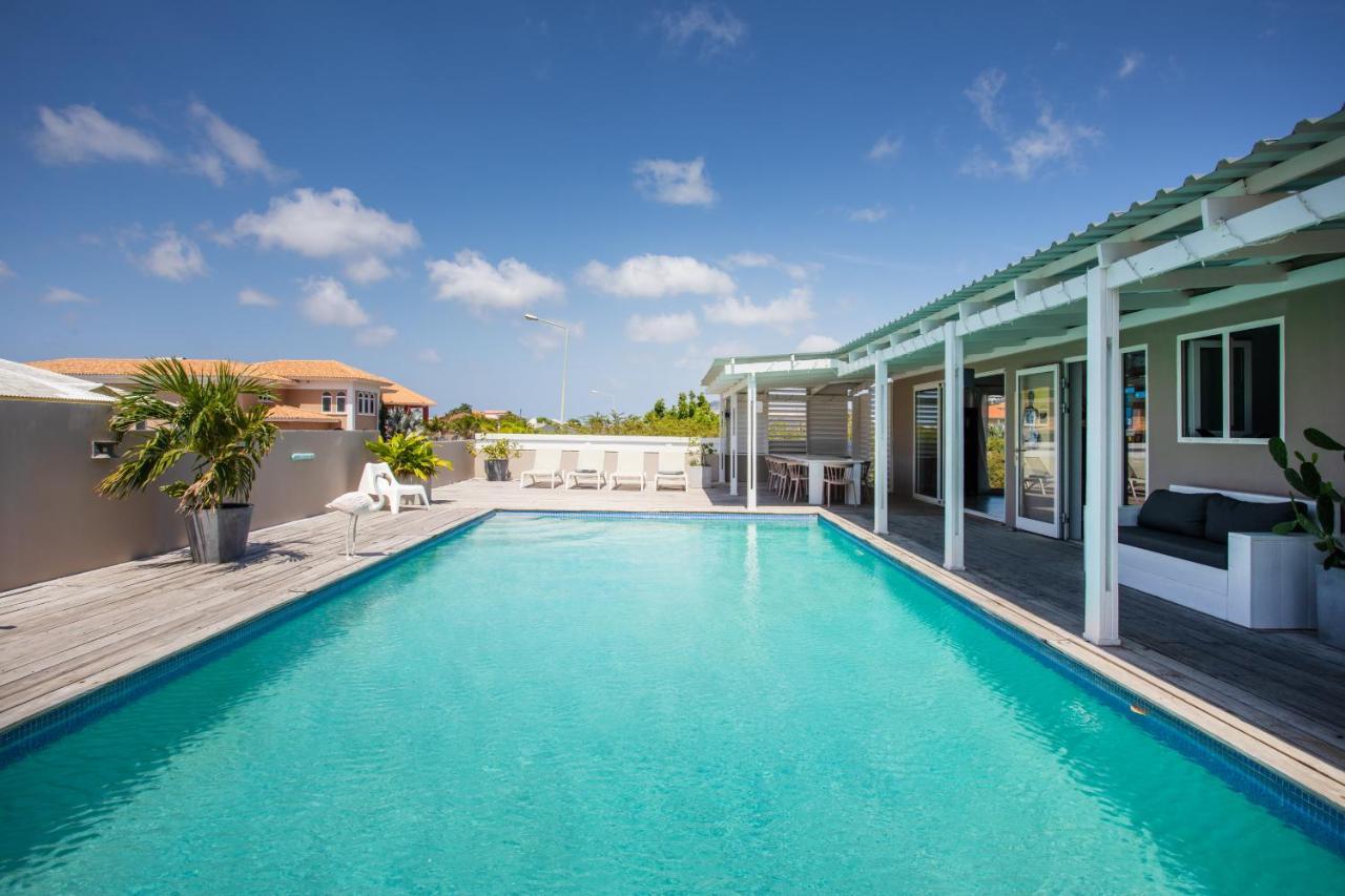 Boutique Hotel & Apartments Jt Curacao Виллемстад Экстерьер фото