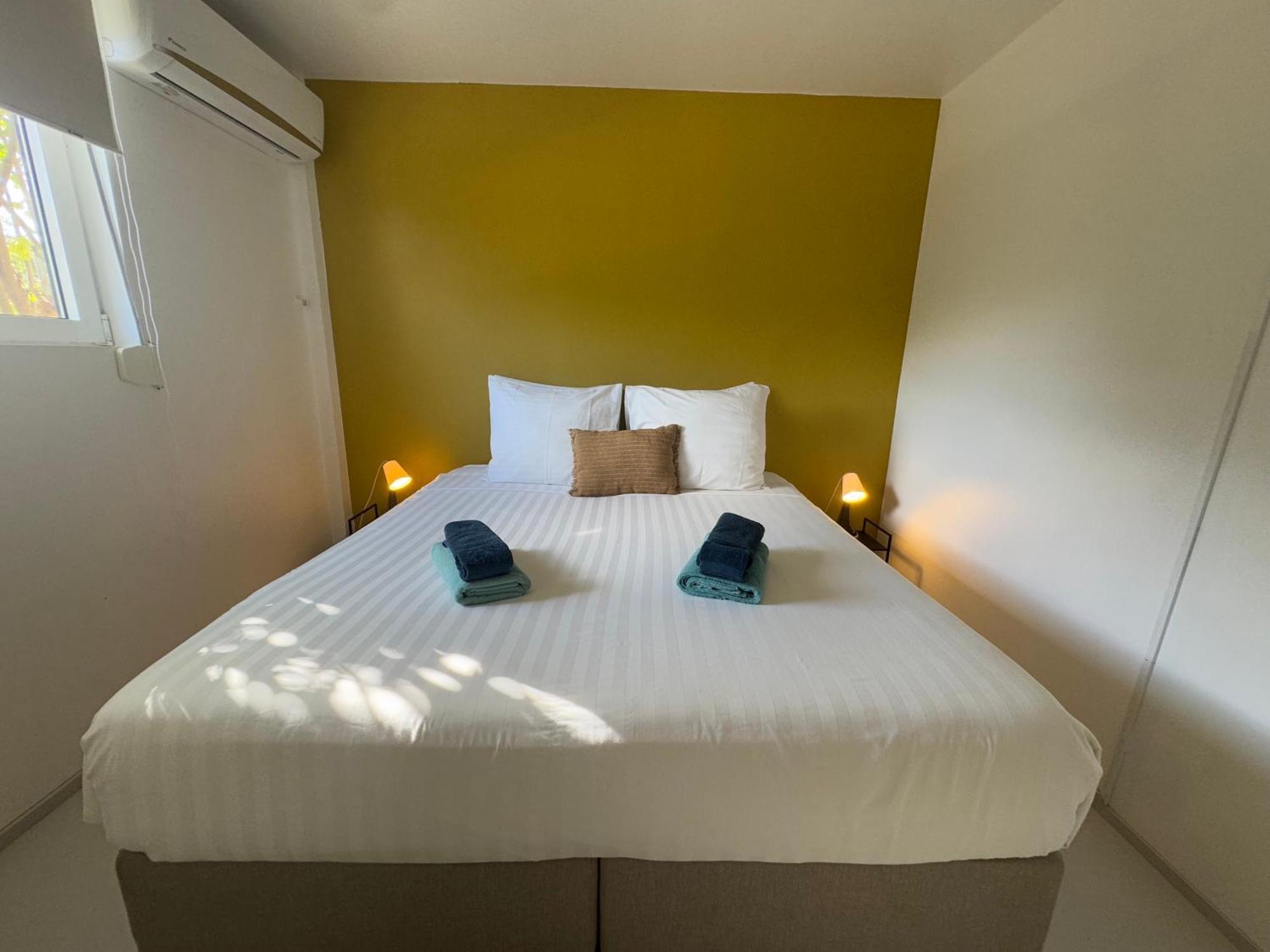 Boutique Hotel & Apartments Jt Curacao Виллемстад Экстерьер фото